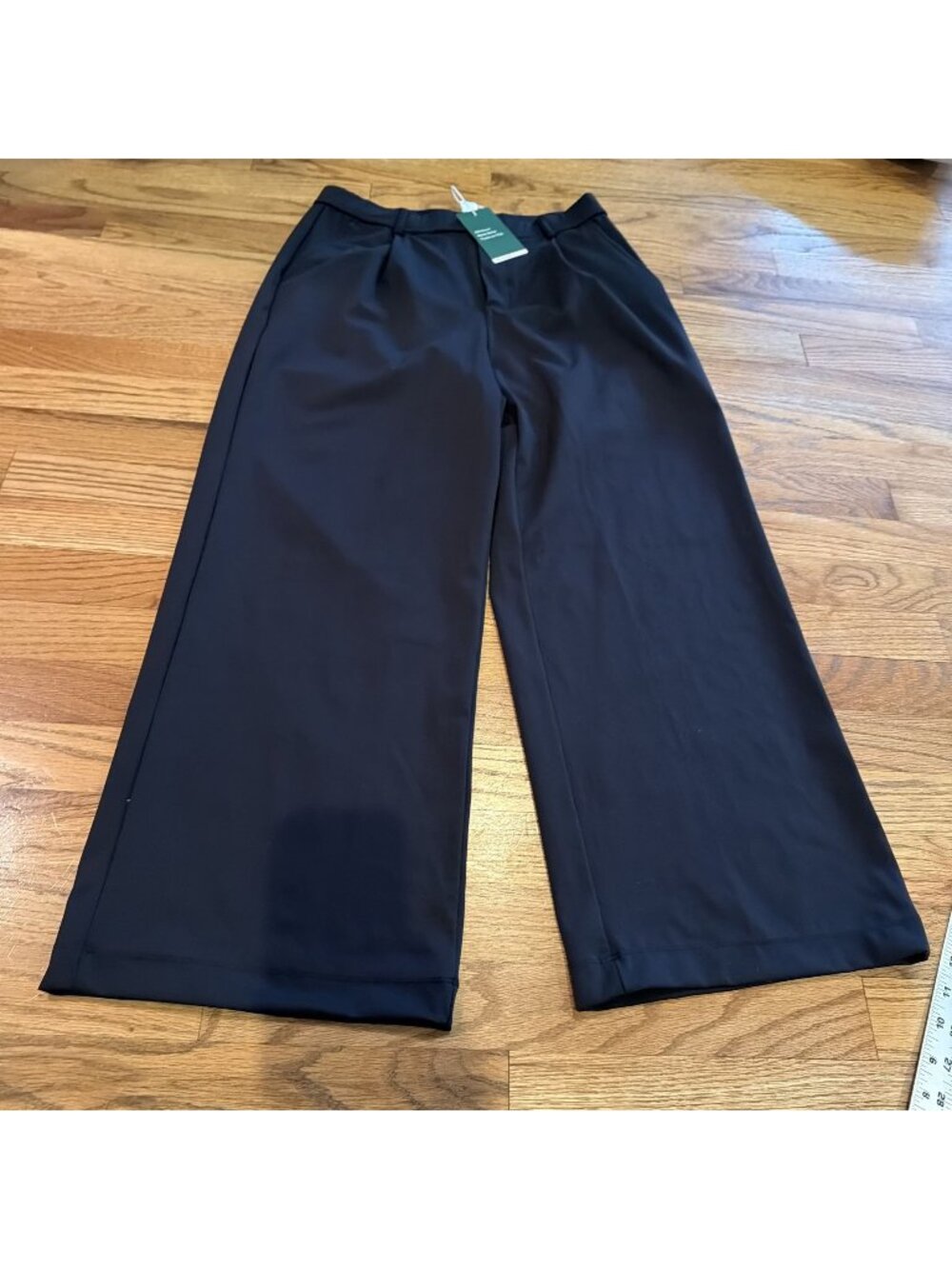 HALARA WOMENS MEDIUM PETITE BLACK PANTS NEW PULL ON